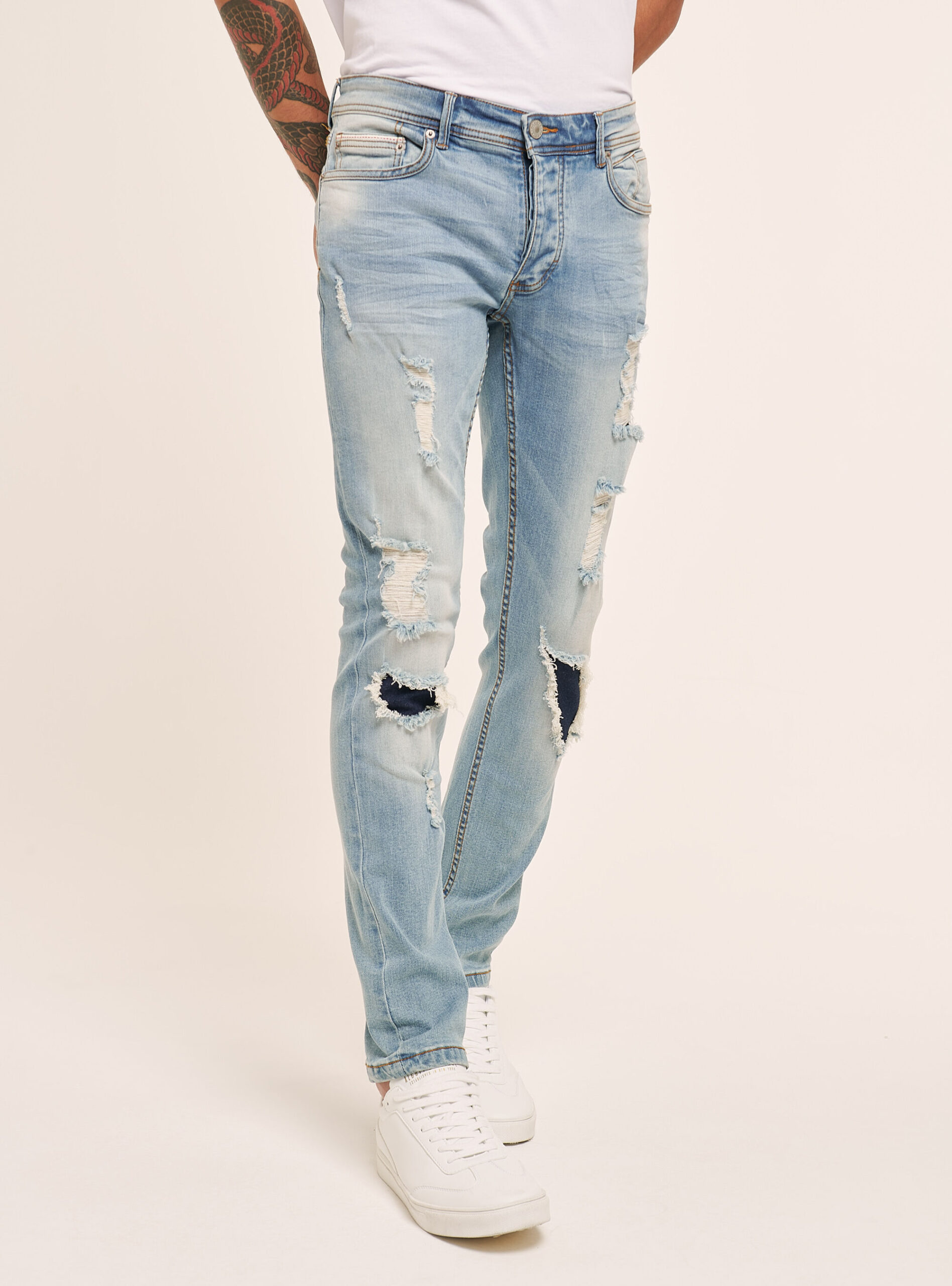 jeans-uomo-strappati-938bdi-1.jpg